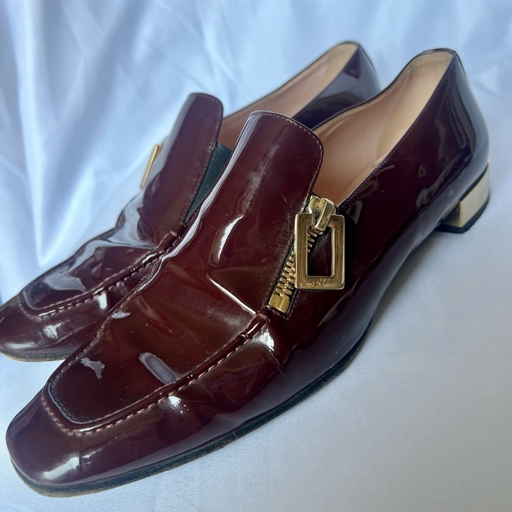 Roger Vivier Polly Burgundy and Gold Patent Leather Loafer Shoes 9 - Picture 5 of 11